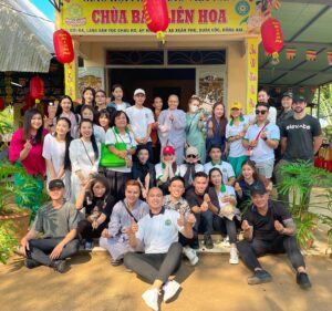 Đến thăm và hỗ trợ cho 150 người mù tại Chùa Bảo Liên Hoa – Đồng Nai