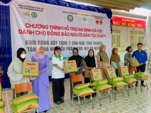 CHƯƠNG TRÌNH HỖ TRỢ AN SINH XÃ HỘI DÀNH CHO ĐỒNG BÀO NGƯỜI DÂN TỘC CHĂM