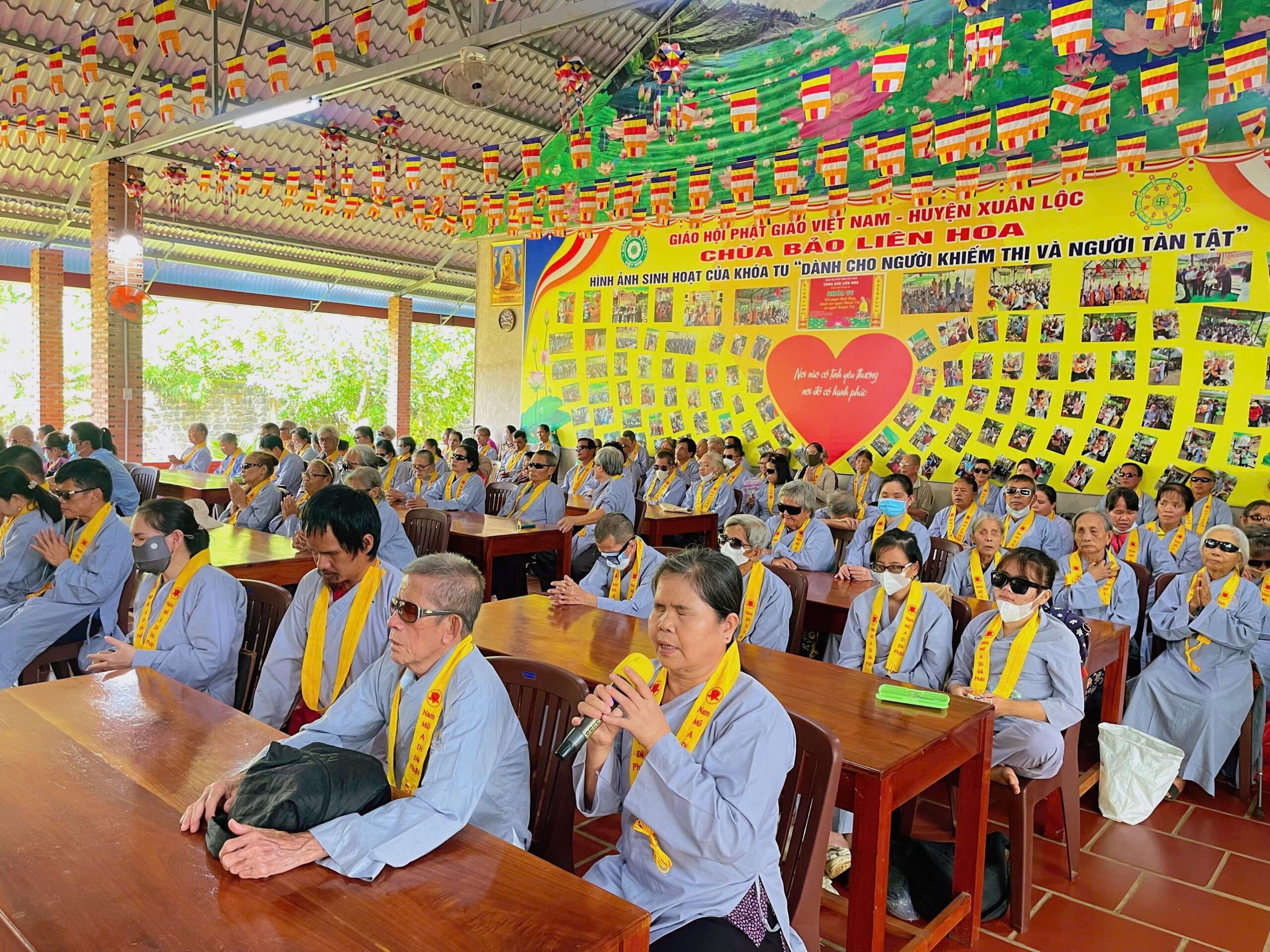 Đến Thăm 200 Phật Tử Khiếm Thị Và Khuyết Tật Tại Chùa Bảo Liên Hoa – Đồng Nai